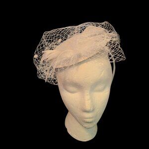 Fascinator Hat Headpiece Feather Mesh Veil Derby Wedding Evening Tea Party
